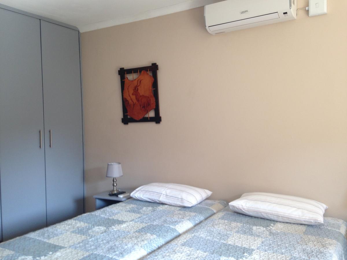 Impala Chalets بهالابوروا المظهر الخارجي الصورة