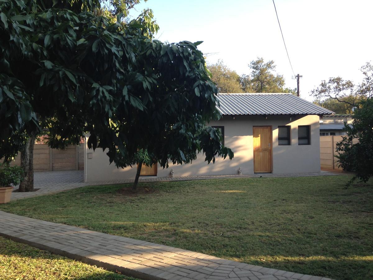 Impala Chalets بهالابوروا المظهر الخارجي الصورة